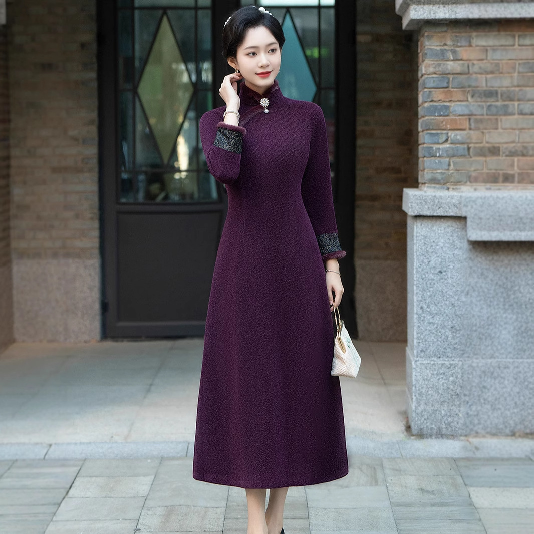 金貂绒旗袍冬季2025新款复古改良新中式国风连衣裙女优雅气质长款