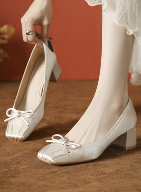 蝴蝶缎面法式芭蕾风鞋子5cm方头浅口单鞋女 新款高跟鞋粗跟不累脚