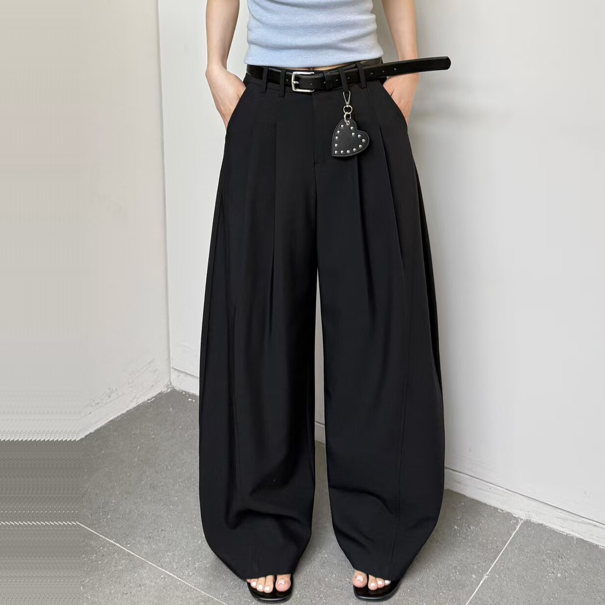 高腰显瘦阔腿裤垂坠感高级感休闲慵懒风长款西装裤女春夏气球裤子