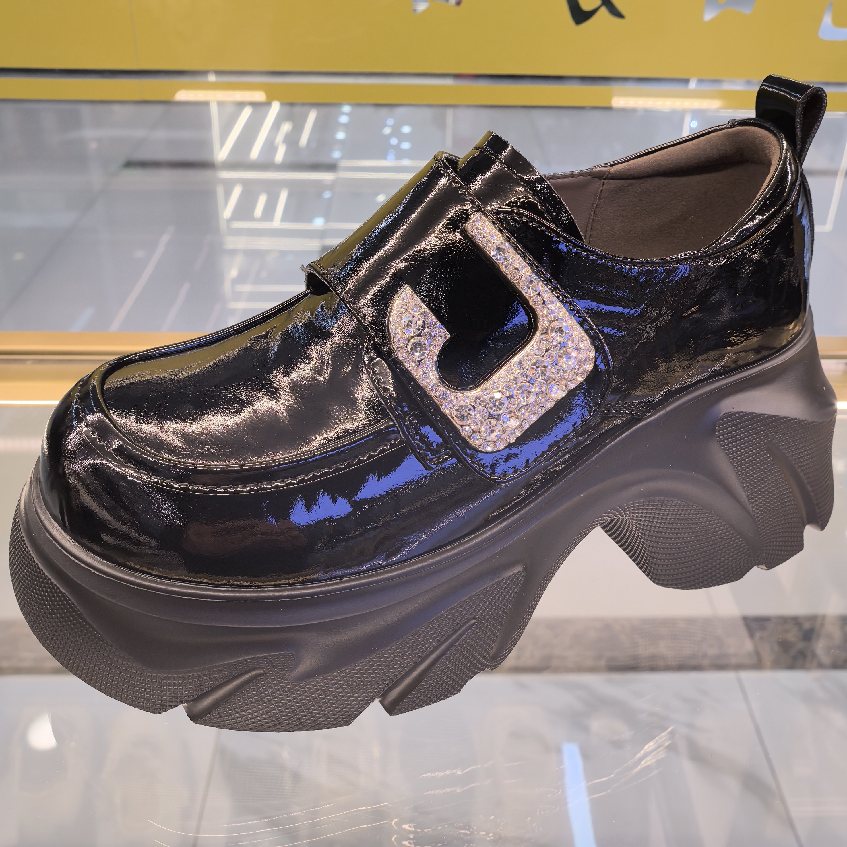 漂亮百分百2026新款厚底乐福鞋女魔术贴增高时尚爆款金属扣圆头鞋,女鞋,休闲板鞋,淘宝优惠券,粉丝福利购,淘宝优惠卷