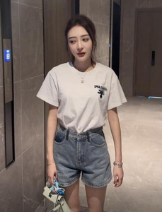 李老板的三宝贝抖音同款白色字母短袖T恤蓝色设计感牛仔短裤夏潮