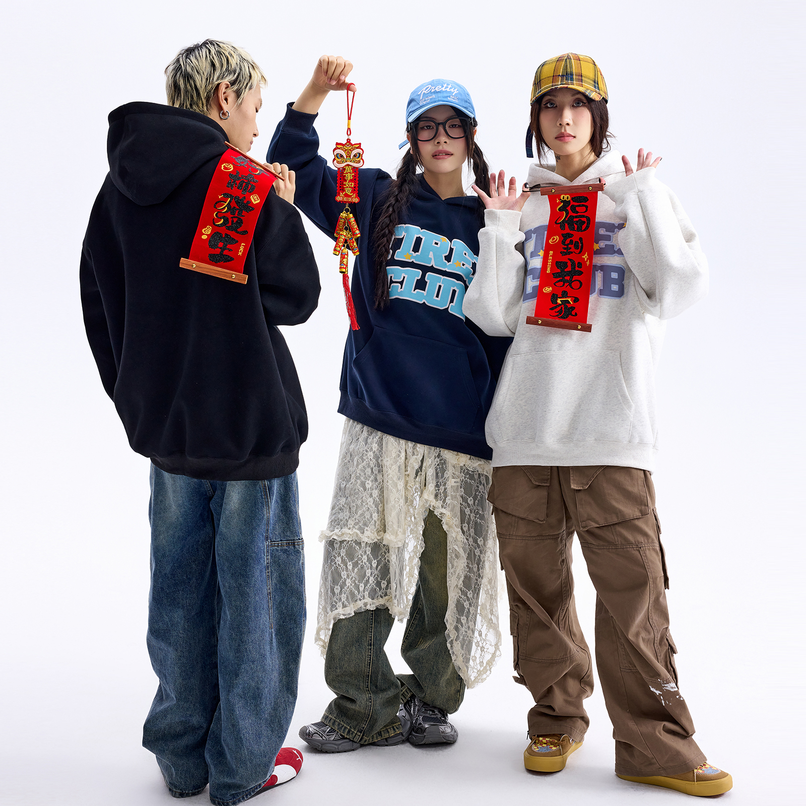 印花TIRED宽松连帽卫衣