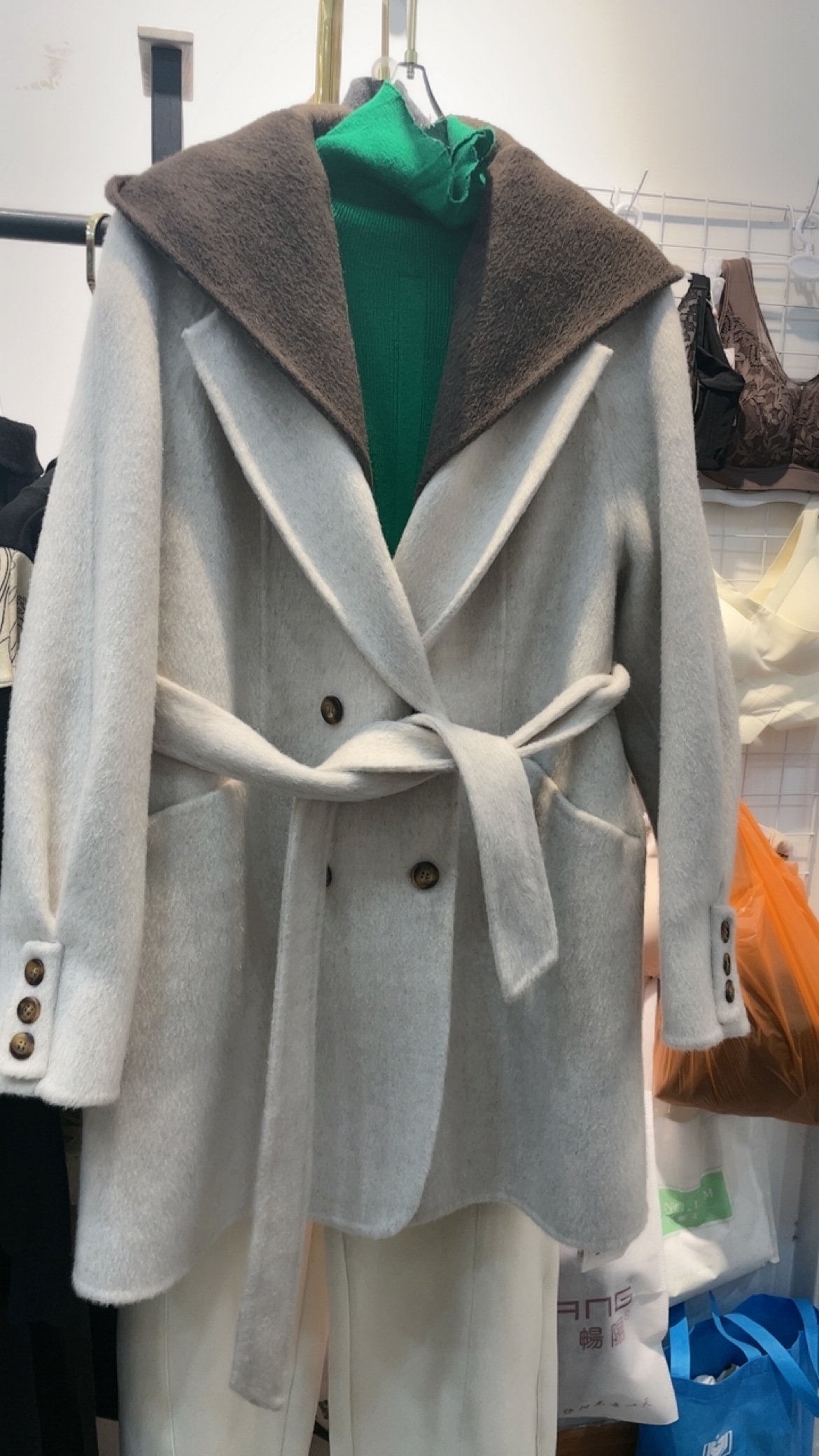 断码CMT1644836羊毛牦牛绒混纺长毛可拆卸连帽双面羊绒高品质外套