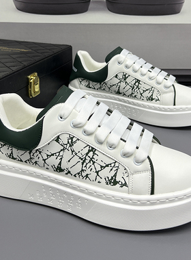 大码板鞋男鞋秋季46厚底小白鞋男白色休闲鞋子47轻便百搭运动鞋48