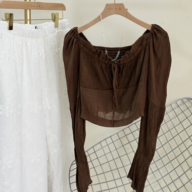 特价四季青韩版ins咖色一字领修身显瘦百搭泡泡袖短款长袖上衣