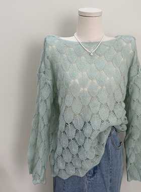 一字肩新款女上衣宽松洋气长袖镂空女人味温柔针织衫绿色毛衣