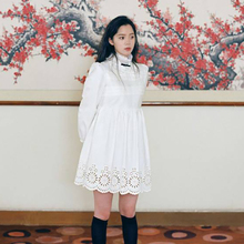 娃娃裙蓬蓬连衣裙女镂空刺绣蕾丝 2019秋新品 高级白色纯棉质感长袖