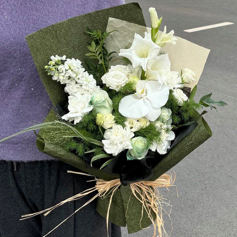 蓬莱松花束放轻松放青松混搭生日鲜花速递同城配送毕业考研上岸花