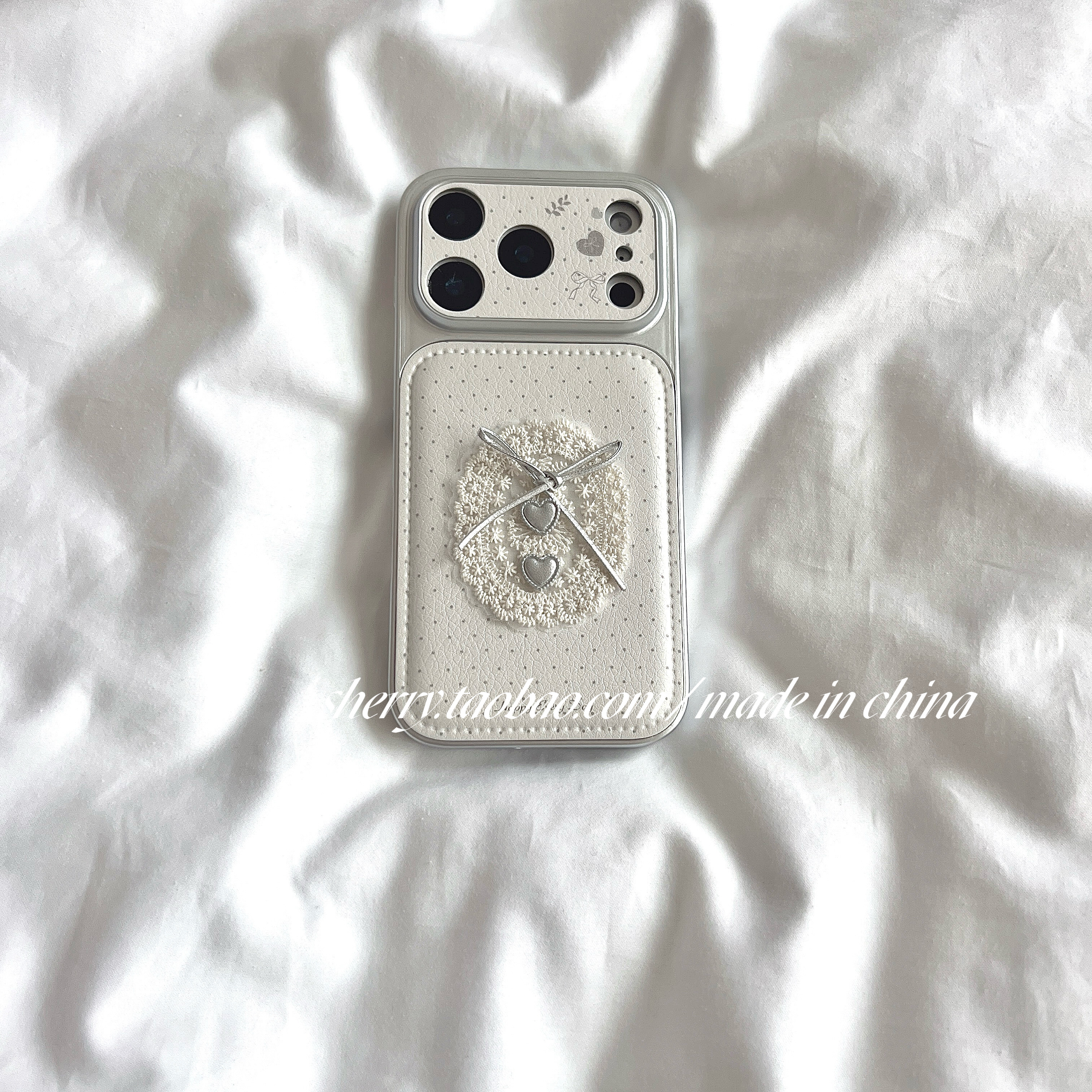 SHERRY*ins风温柔波点蕾丝蝴蝶结仿皮适用于苹果17Pro