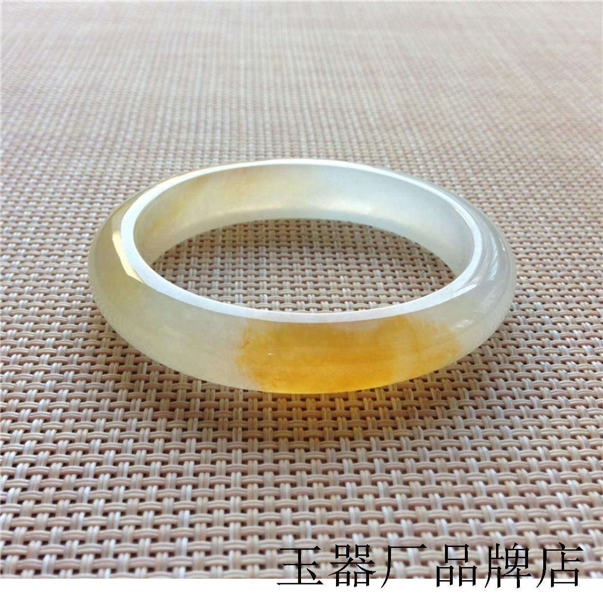 精品缅甸老坑翡翠色高冰种黄翡手镯飘花玉镯子正圈美人镯时尚百搭