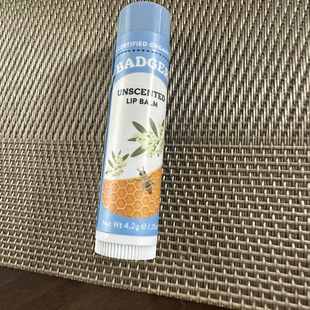 包邮 美国贝吉獾Badger Company 有机润唇膏保湿滋润去死皮无香4g