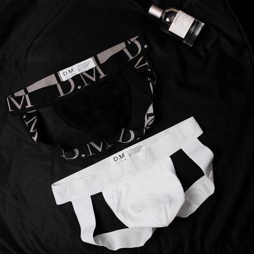 D.M男丁字裤宽腰性感字母