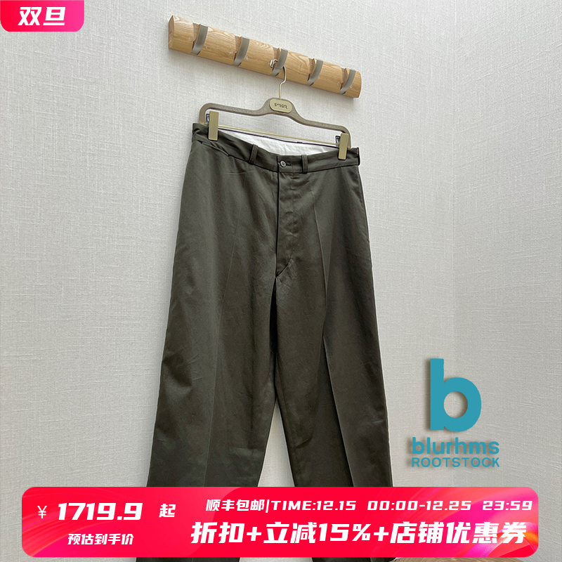 浅棕色简约褶裥直筒休闲裤