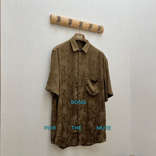 SONG FOR THE MUTE授权 SFTM 25.1 橄榄绿色复古刺绣提花短袖衬衫