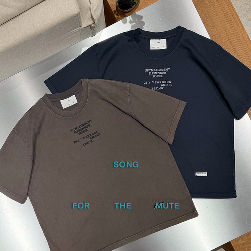 SONG FOR THE MUTE授权 SFTM 26.1 做旧slogan印花圆领短袖T恤