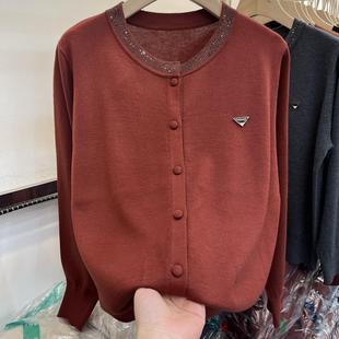 妈妈装 丝羊毛衫 烫钻圆领针织开衫 新款 单排扣外穿线衣 2025春季 时尚