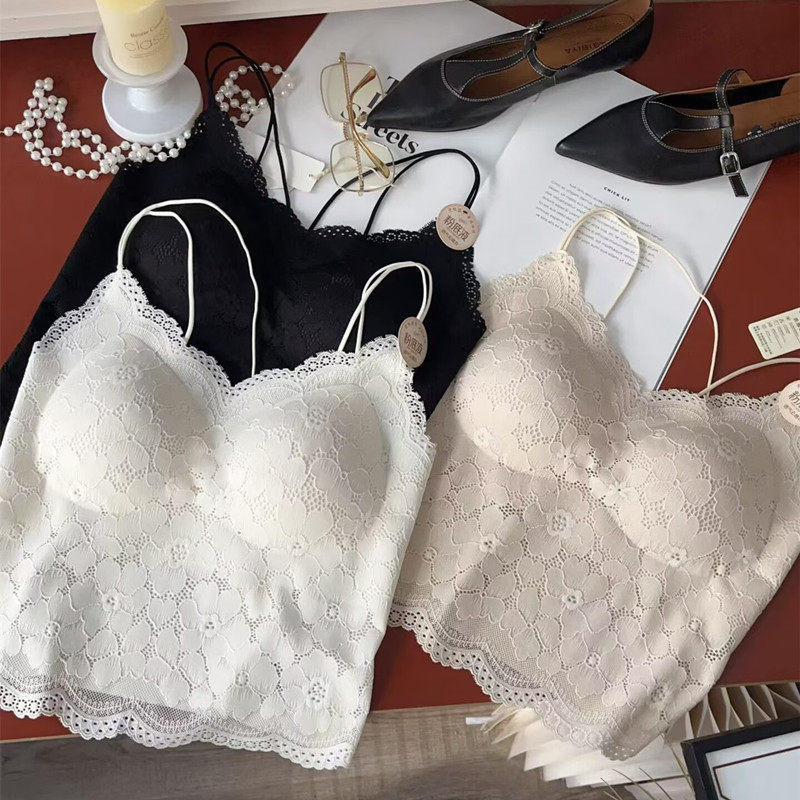 惠芝欣2688蕾丝交叉美背吊带背心女胸垫一体打底上衣内搭可外穿,女士内衣/男士内衣/家居服,保暖背心,淘宝优惠券,粉丝福利购,淘宝优惠卷