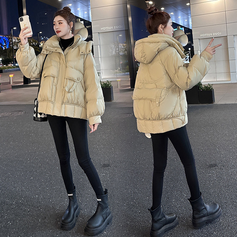 韩版短款连帽蝙蝠袖羽绒服