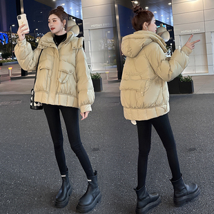 短款连帽羽绒服女2024冬韩版白鸭绒宽松显瘦加厚蝙蝠袖面包服外套