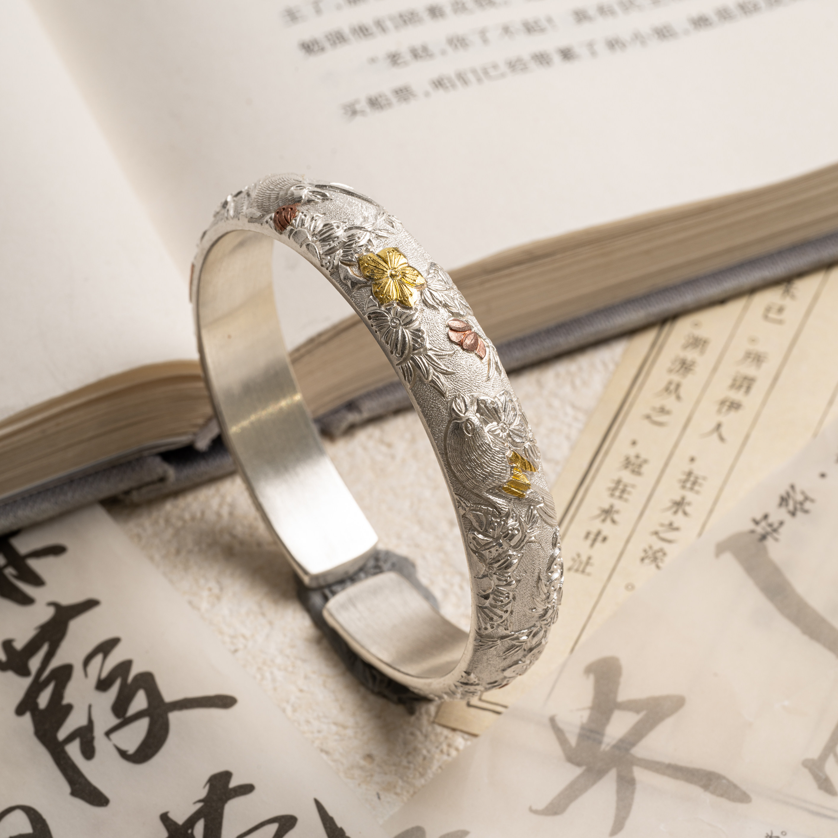 喜上梅梢#足银999纯手工錾刻金银错设计感国风手镯85克