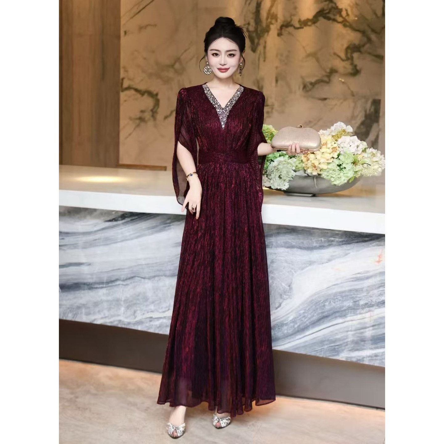 华丽风深V领重工订钻奢华气质礼服连衣裙女神范收腰高端大气晚装