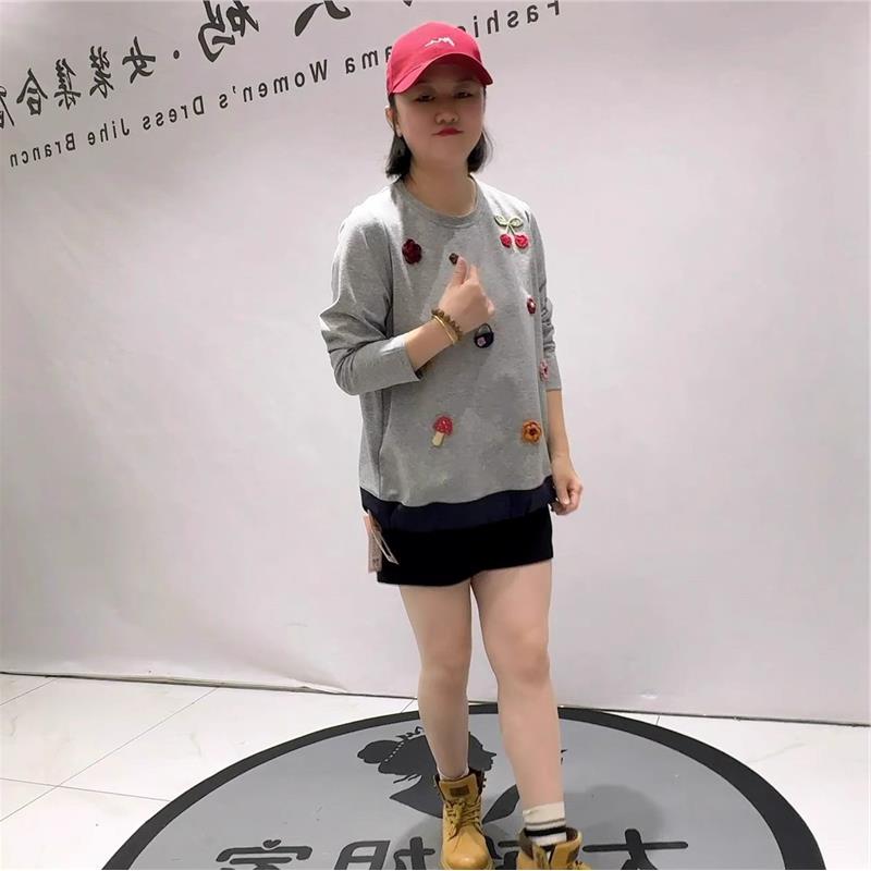 2026春季芮娜依莲减龄衫加大码女装加肥加大气质衫200斤T恤衫5401