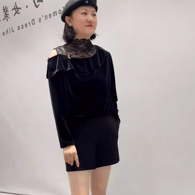 芮娜依莲修身显瘦衫1569