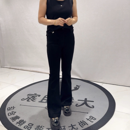 2026秋冬胖mm裤子89039柏菲蒂拉绒牛仔裤大码女装显瘦微喇裤女裤