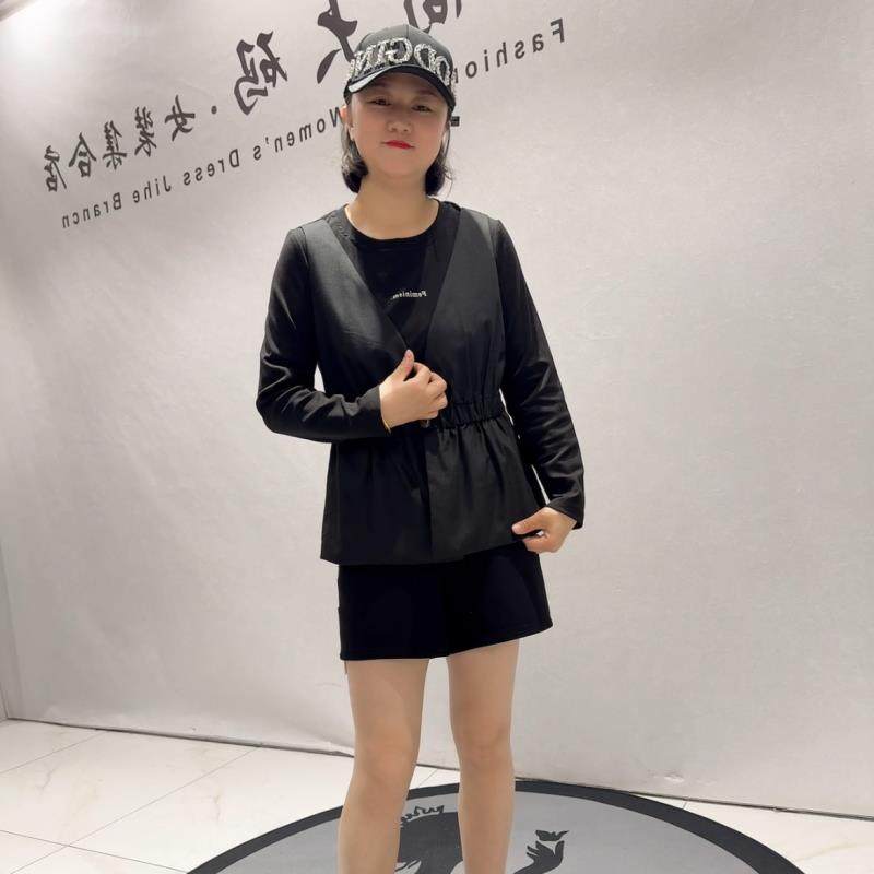 女权贵族2026年货新款假两件衫加肥加大胖mm气质衫200斤衫1528潮T