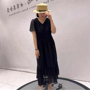 女权贵族大码女装连衣裙2026夏装31186v领打揽设计褶皱底边单层
