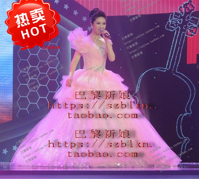 粉红色包肩褶皱闪钻蓬蓬裙音乐会