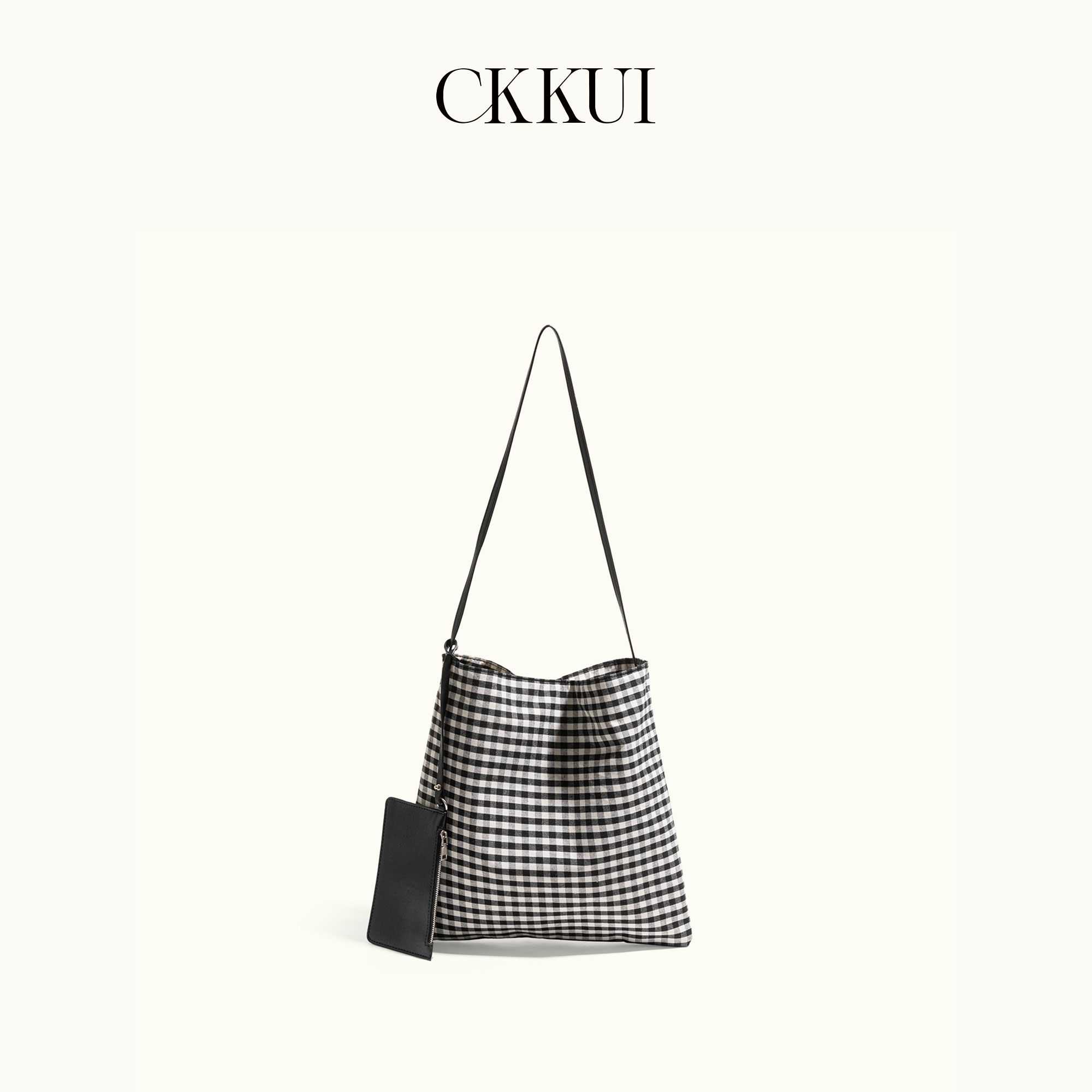 CKKUI 黑白格纹撞色尼龙包包2026新款单肩水桶包大容量通勤托特包