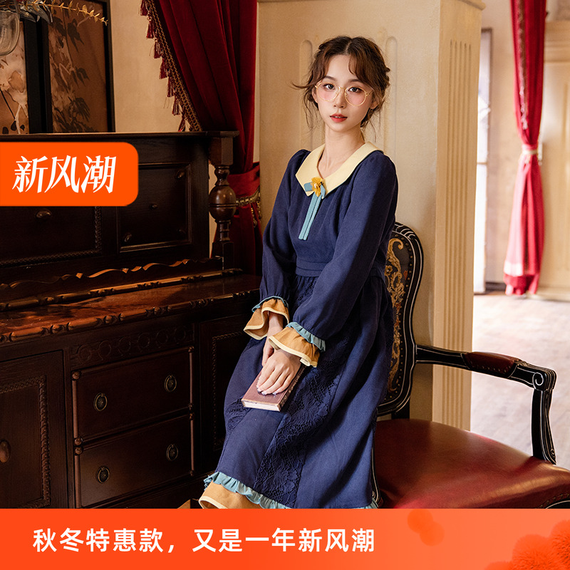 蕾丝拼接长款法式复古原创