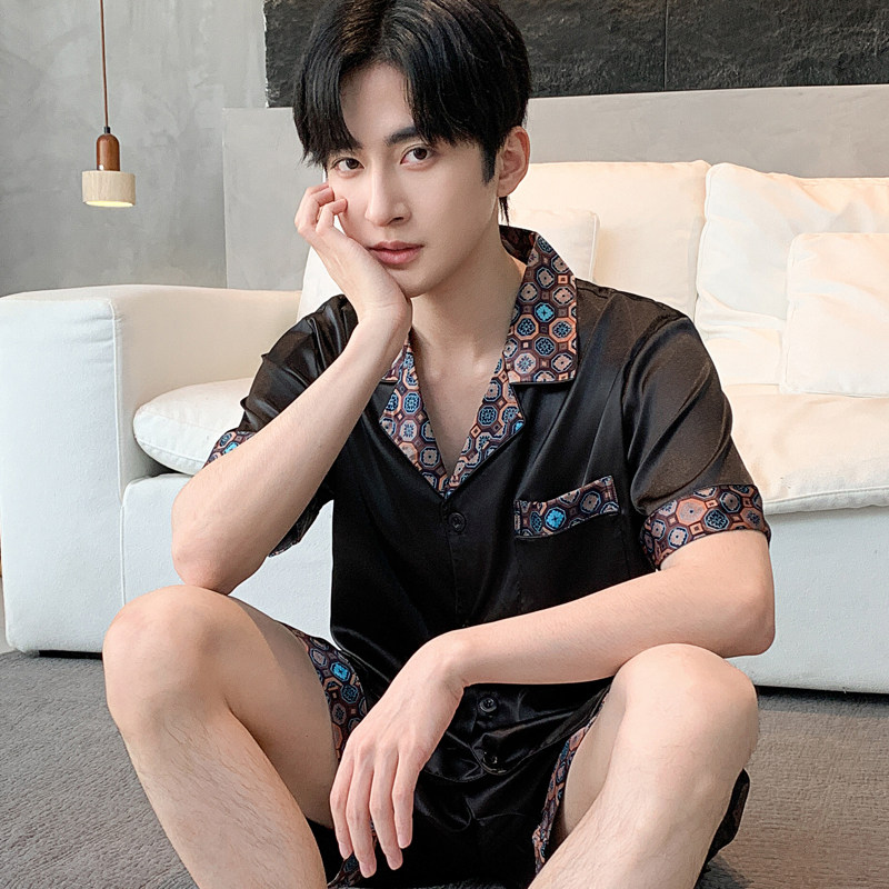 高级感男士冰丝绸睡衣夏季图片