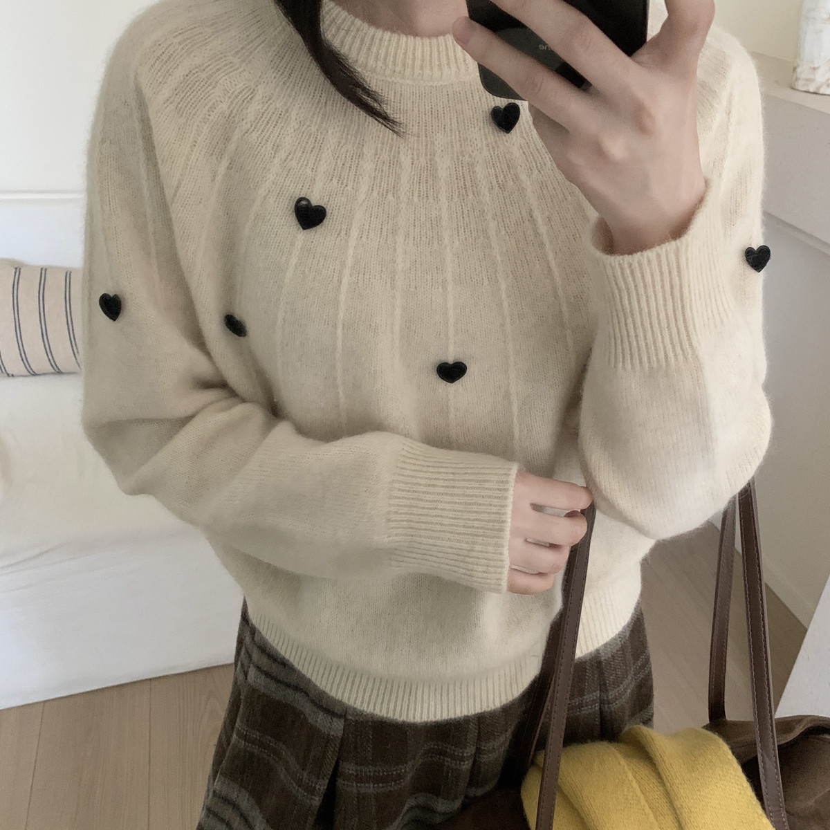 MUUTIS牧缇-美温柔爱心圆领放射线阿拉善骆驼针织衫