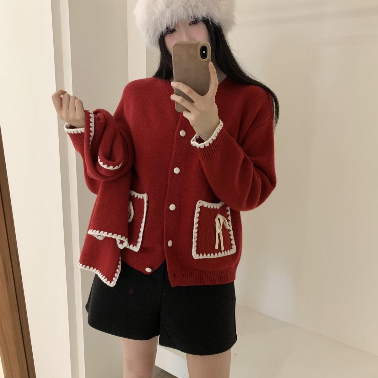 SHEEP.-韩系蝴蝶结口袋开衫保暖毛衣(配围巾)（含100羊毛）