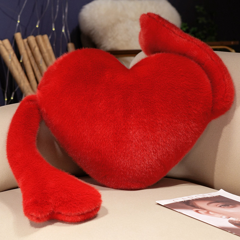 红色爱心抱枕心形公仔毛绒