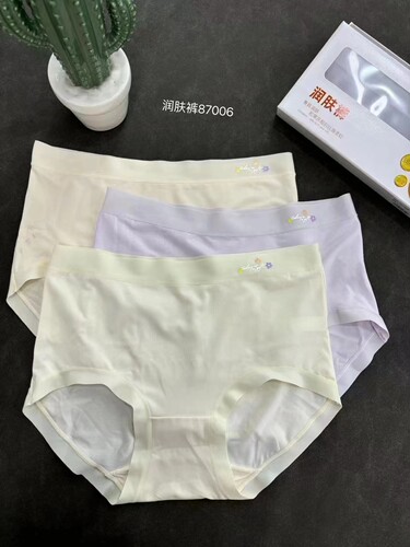 六条盒装桑蚕丝养护内裤超细棉面料舒适高弹力中腰内裤不退87006