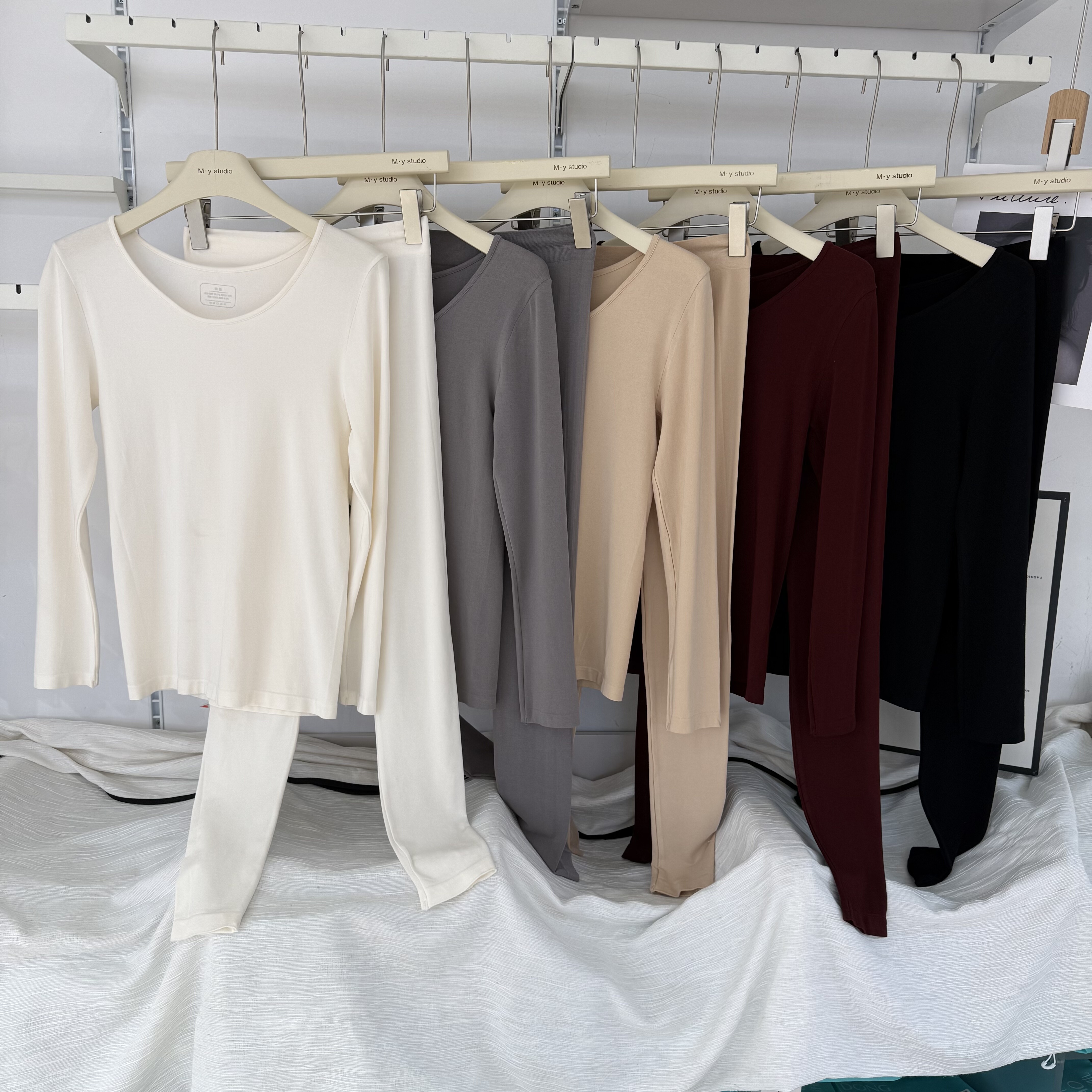 古妃8040秋冬圆领保暖套装修身打底女士内衣百搭柔软亲肤秋衣秋裤