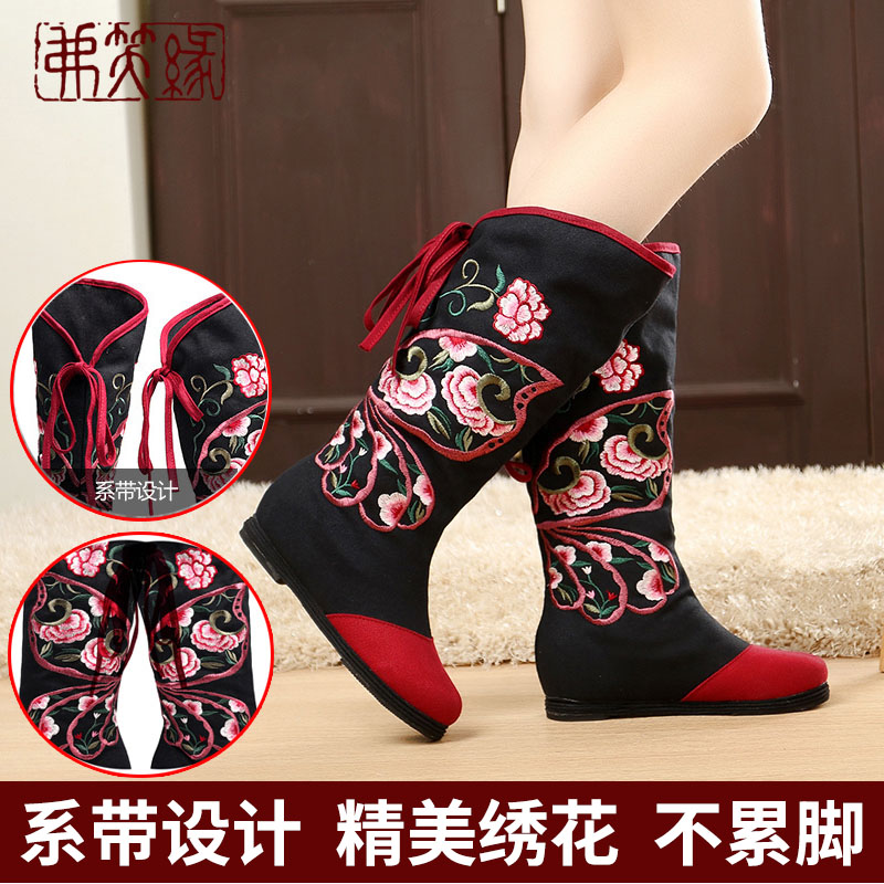 OLD BEIJING CLOTH SHOES WOMEN SPRING ANTIQUE SINGLE BOOTS ETHNIC EMBROIDERY SHOES WOMEN WEDDING SHOES CLOTH BOOTS INCREASE IN THE BOOTS