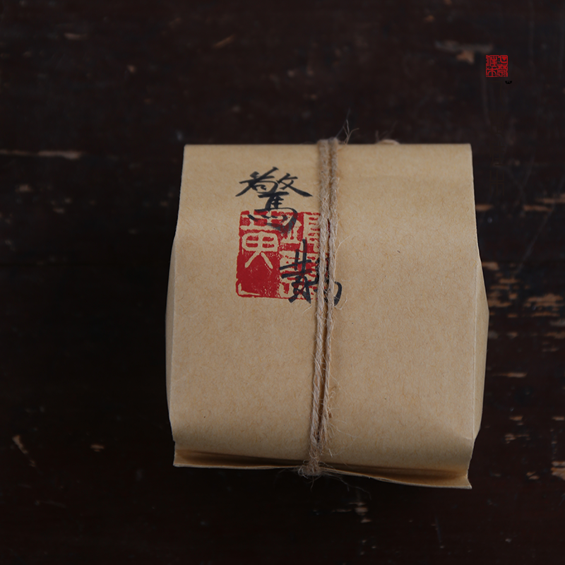 惊鹊 爱心茶 西安碑林飒露黄和乙楚佳木联合茶 2025水仙红茶100克