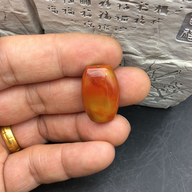 天然宣化战国红玛瑙背云 勒子 手把件 观赏玛瑙饰品 包邮