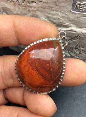 天然战国红玛瑙水滴吊坠