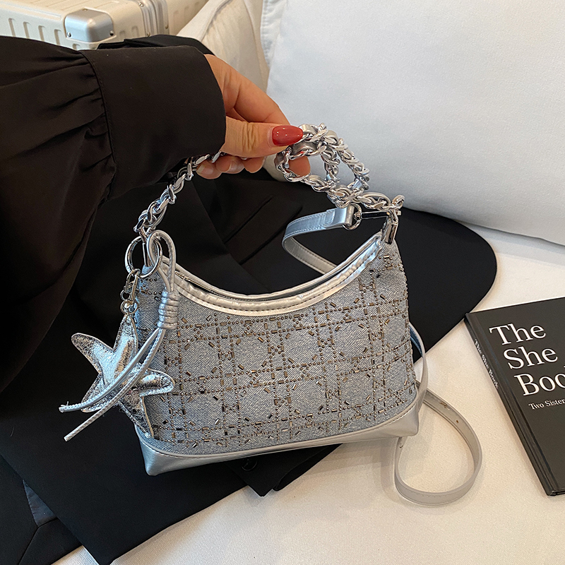 链条单肩斜挎百搭手提包