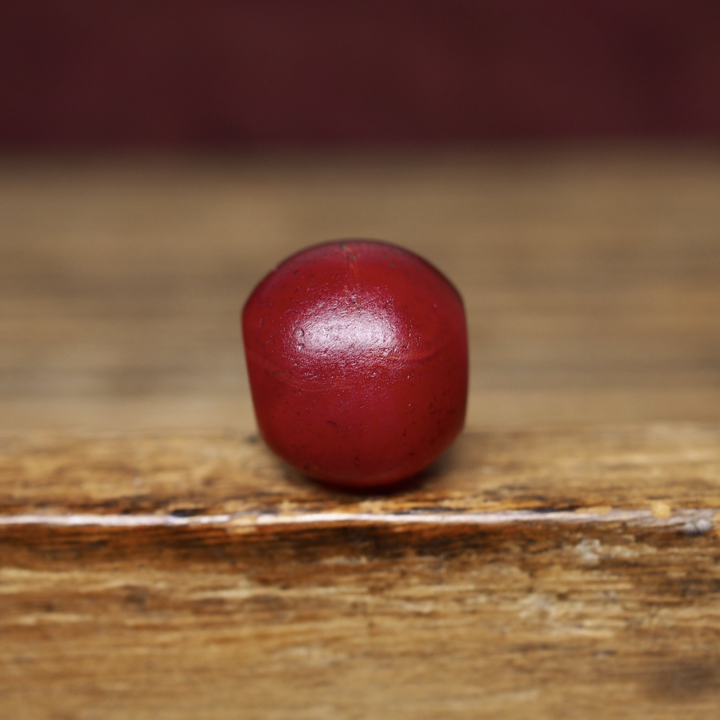 西藏百年酒红色琉璃桶鼓珠15.8x14.3 老珠子手串菩提金刚星月配饰