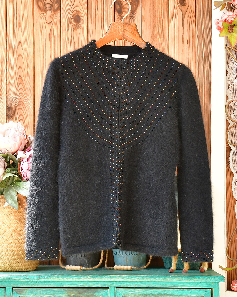 奢华钉珠工艺黑色安哥拉兔毛开衫女软糯亲肤外套复古优雅毛绒上衣