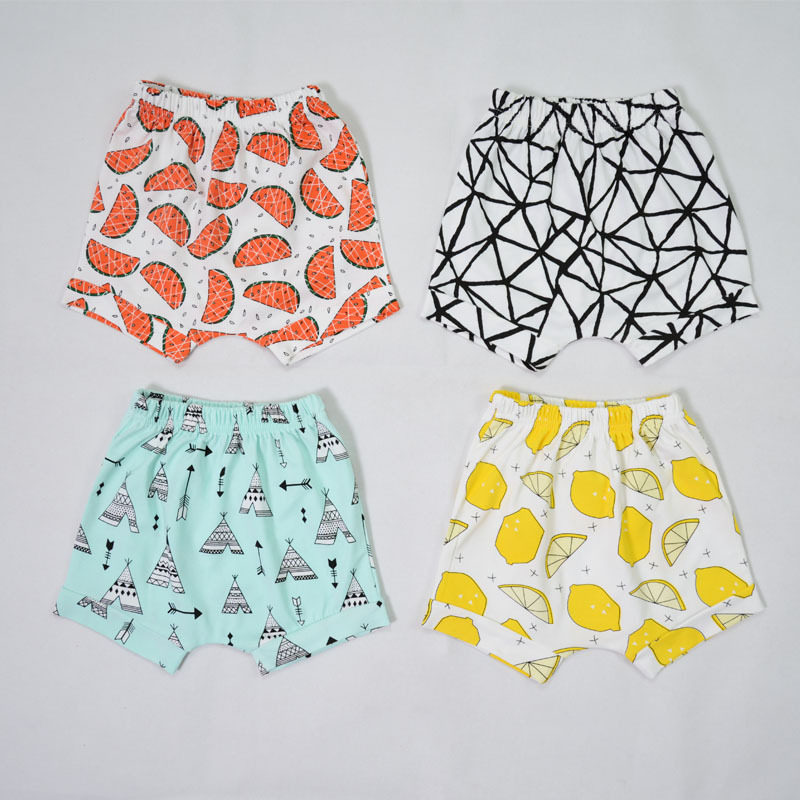 宝宝短裤儿童装草莓沙滩裤夏季Q7男孩女童卡通动物平角婴儿哈伦裤
