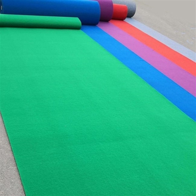 Customized red carpet bedrooms full of living room decoratio