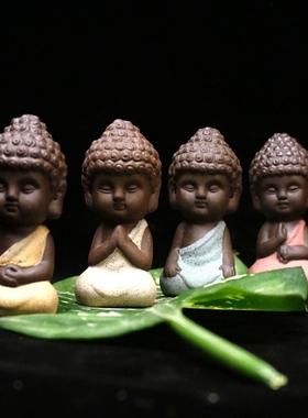 small Buddha statue monk figurine tathagata India Yoga Manda