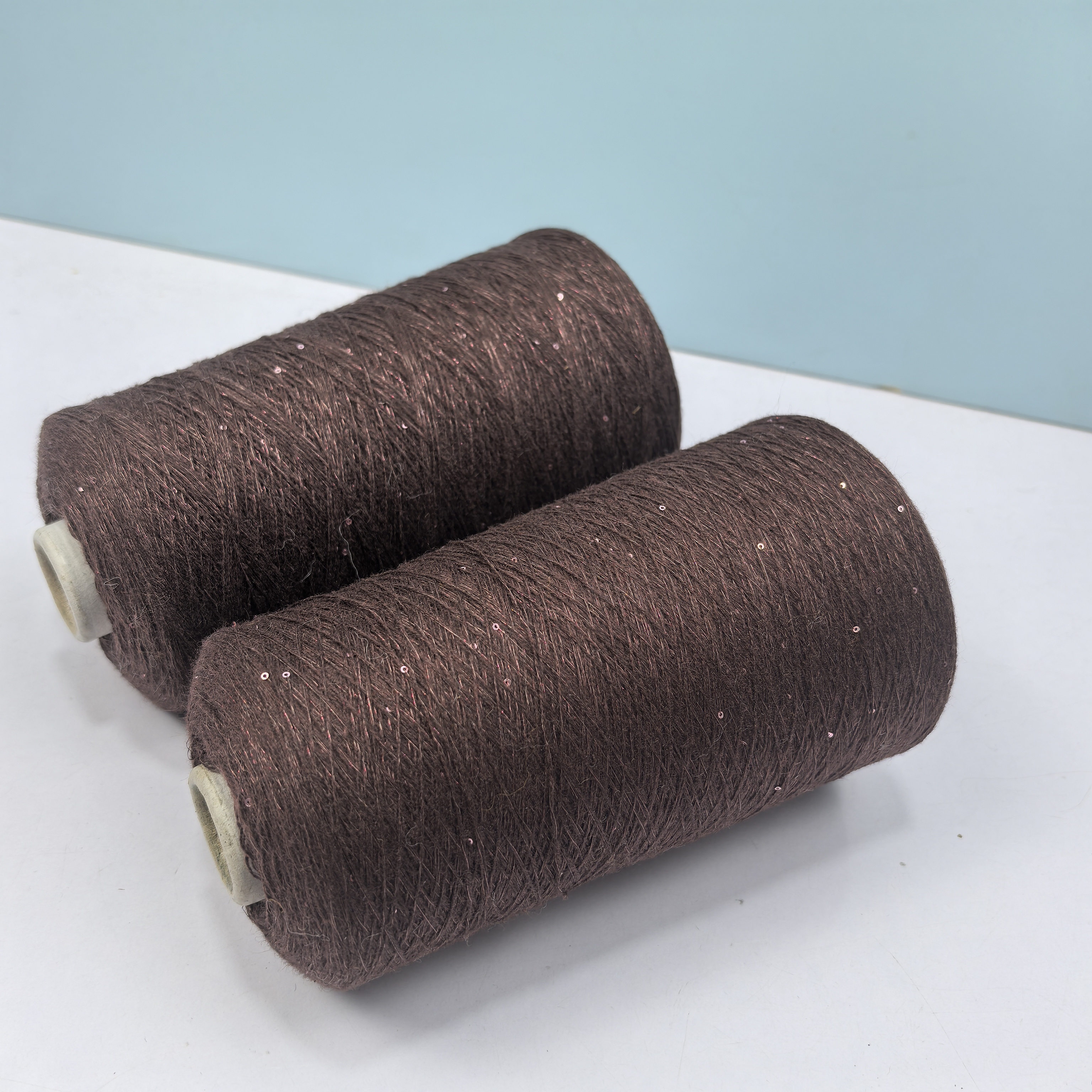 2/26支92%山羊绒4%亮片4%金丝